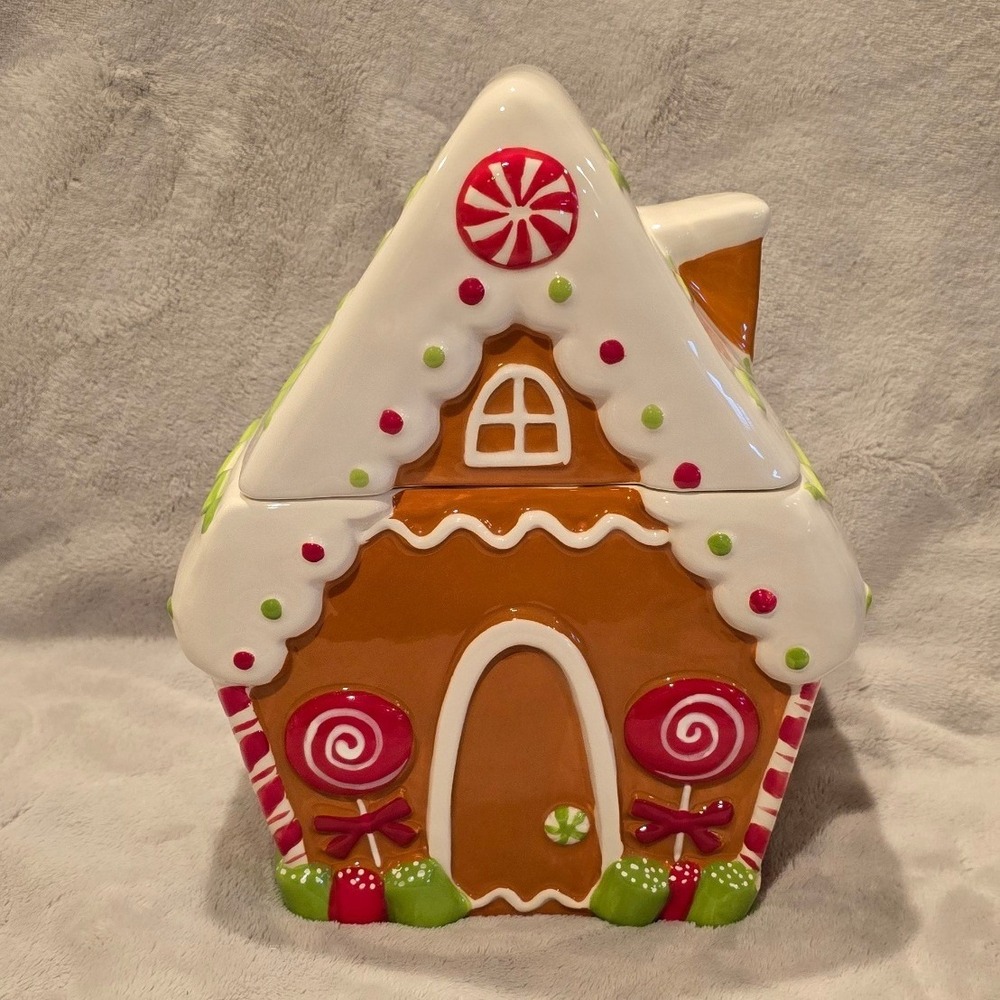 Sleigh Bell Bistro Gingerbread House Ceramic Cookie Jar Holiday Candy Canister‎